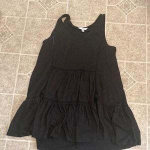 Black top size medium